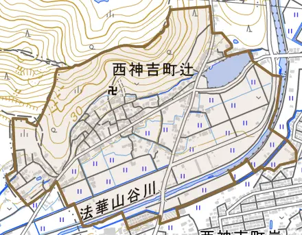 西神吉町辻とその周辺の地図。町の範囲を重ねている