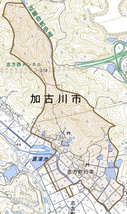 志方町行常とその周辺の地図。町の範囲を重ねている