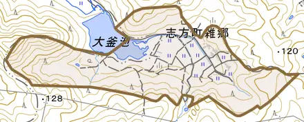 志方町雑郷とその周辺の地図。町の範囲を重ねている