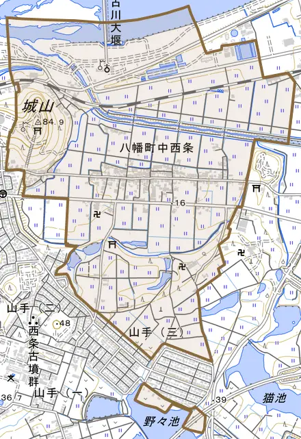 八幡町中西条とその周辺の地図。町の範囲を重ねている