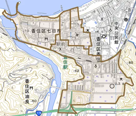 香住区七日市とその周辺の地図。町の範囲を重ねている