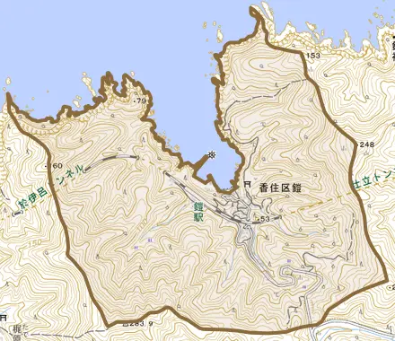 香住区鎧とその周辺の地図。町の範囲を重ねている