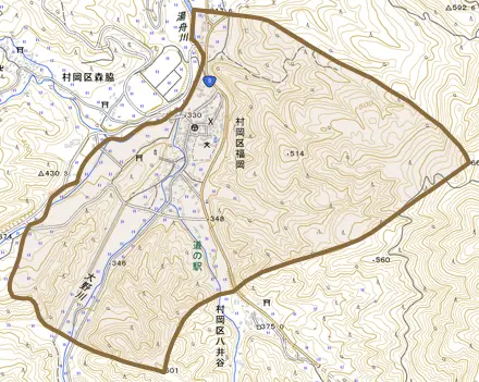 村岡区福岡とその周辺の地図。町の範囲を重ねている