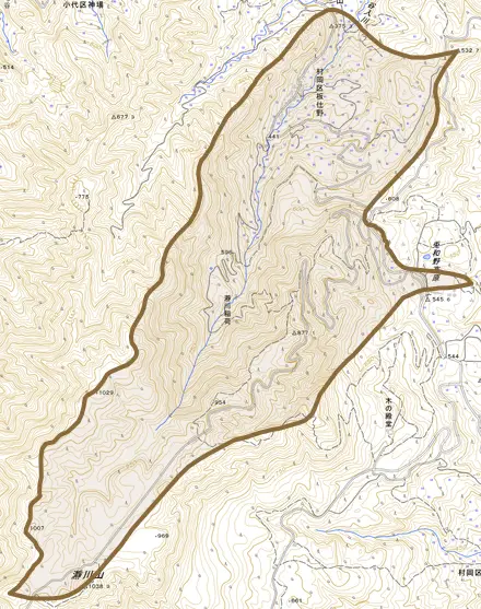 村岡区板仕野とその周辺の地図。町の範囲を重ねている