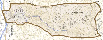 村岡区耀山とその周辺の地図。町の範囲を重ねている