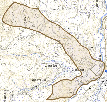 村岡区森脇とその周辺の地図。町の範囲を重ねている