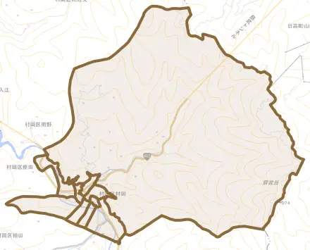 村岡区村岡とその周辺の地図。町の範囲を重ねている