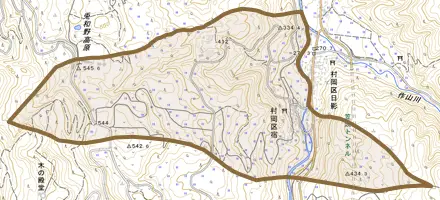 村岡区宿とその周辺の地図。町の範囲を重ねている
