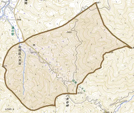 村岡区八井谷とその周辺の地図。町の範囲を重ねている