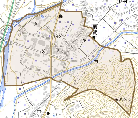 粟賀町とその周辺の地図。町の範囲を重ねている