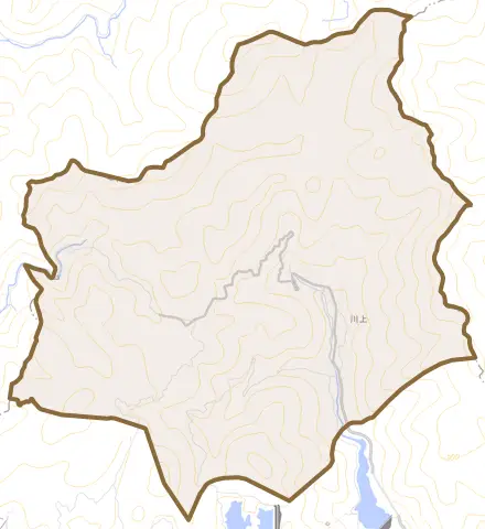 川上とその周辺の地図。町の範囲を重ねている
