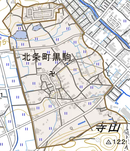 北条町黒駒とその周辺の地図。町の範囲を重ねている