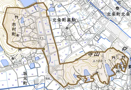 市村町とその周辺の地図。町の範囲を重ねている