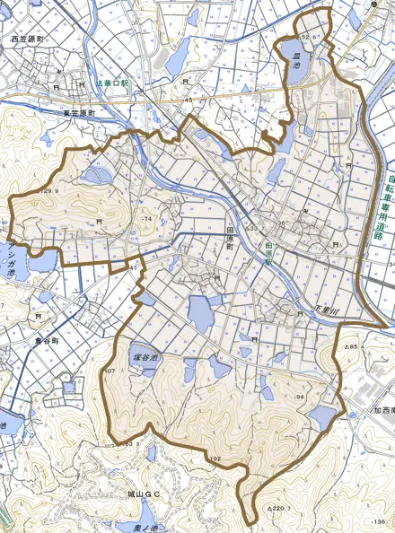 田原町とその周辺の地図。町の範囲を重ねている