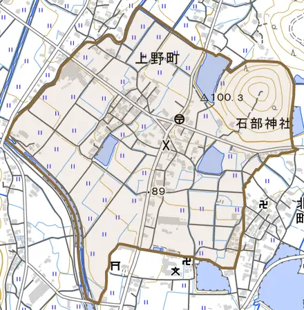 上野町とその周辺の地図。町の範囲を重ねている