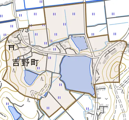 吉野町とその周辺の地図。町の範囲を重ねている