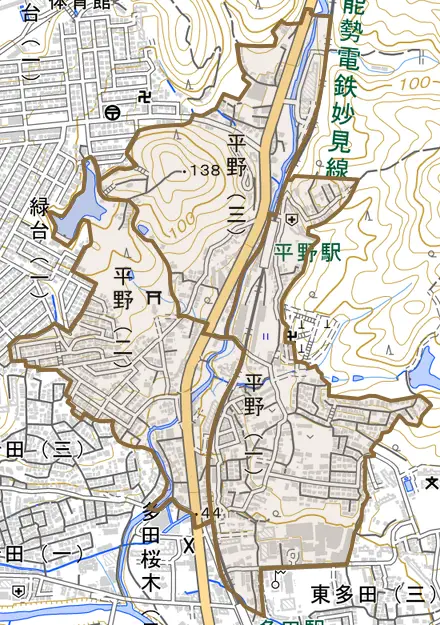平野とその周辺の地図。町の範囲を重ねている
