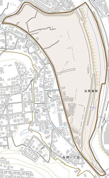 矢問東町とその周辺の地図。町の範囲を重ねている