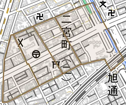 二宮町とその周辺の地図。町の範囲を重ねている