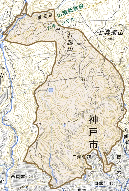 本山町岡本とその周辺の地図。町の範囲を重ねている