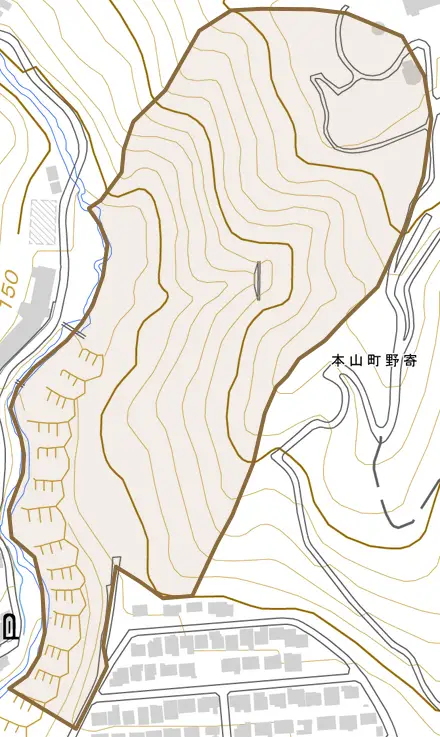 本山町野寄とその周辺の地図。町の範囲を重ねている