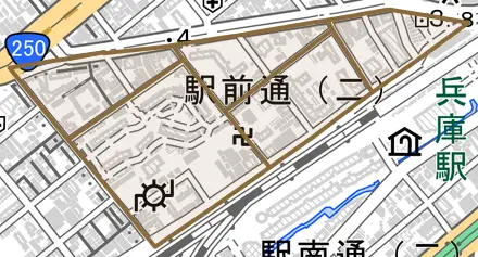 駅前通とその周辺の地図。町の範囲を重ねている