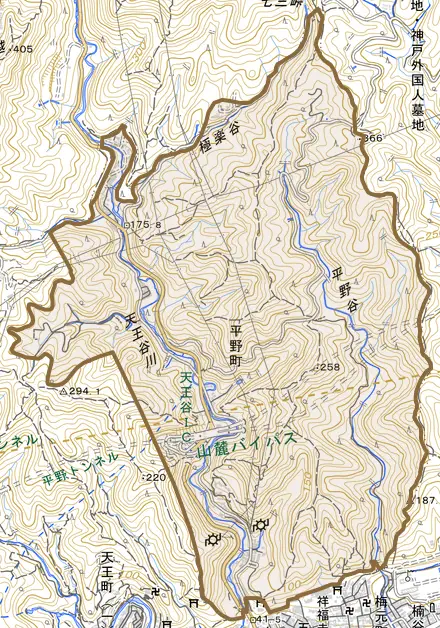 平野町とその周辺の地図。町の範囲を重ねている
