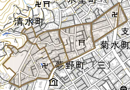 熊野町とその周辺の地図。町の範囲を重ねている