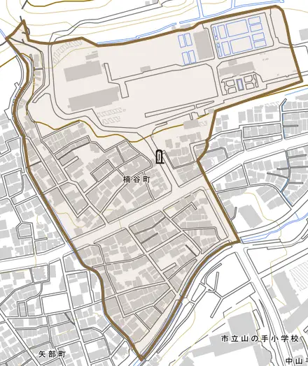 楠谷町とその周辺の地図。町の範囲を重ねている