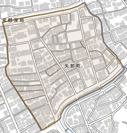 矢部町とその周辺の地図。町の範囲を重ねている