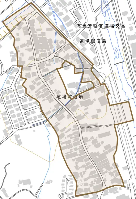 道場町道場とその周辺の地図。町の範囲を重ねている
