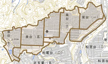 泉台とその周辺の地図。町の範囲を重ねている