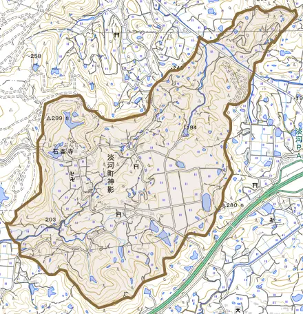 淡河町神影とその周辺の地図。町の範囲を重ねている