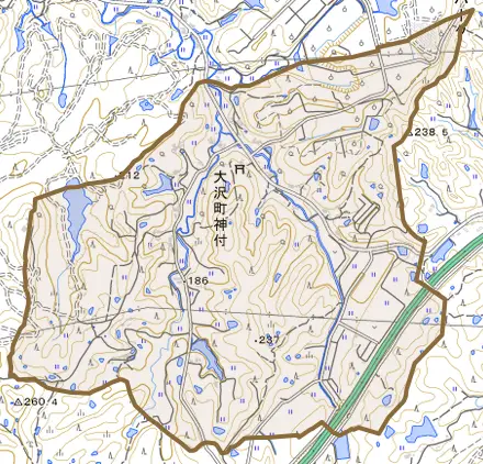 大沢町神付とその周辺の地図。町の範囲を重ねている