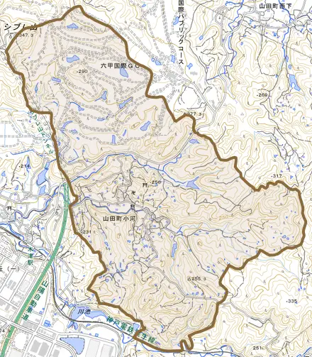 山田町小河とその周辺の地図。町の範囲を重ねている
