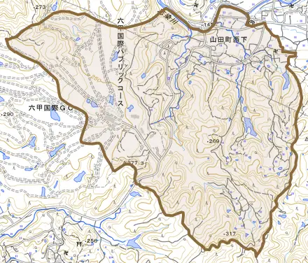 山田町西下とその周辺の地図。町の範囲を重ねている