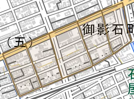 記田町とその周辺の地図。町の範囲を重ねている