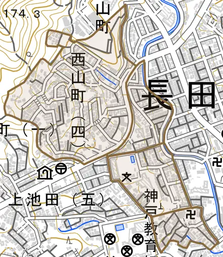 西山町とその周辺の地図。町の範囲を重ねている