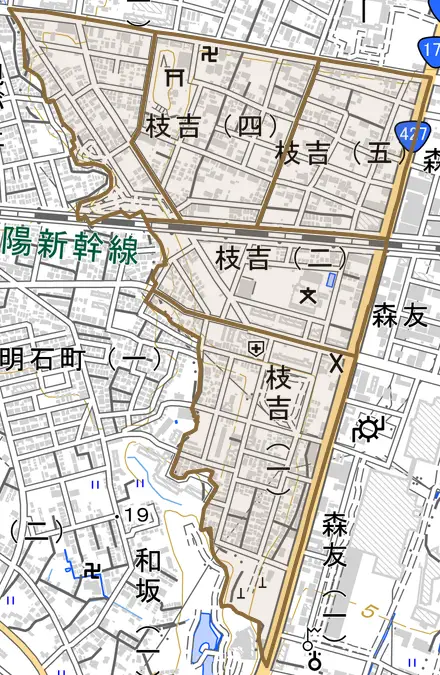 枝吉とその周辺の地図。町の範囲を重ねている