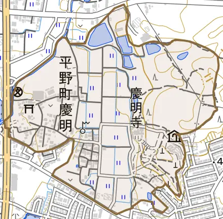 平野町慶明とその周辺の地図。町の範囲を重ねている