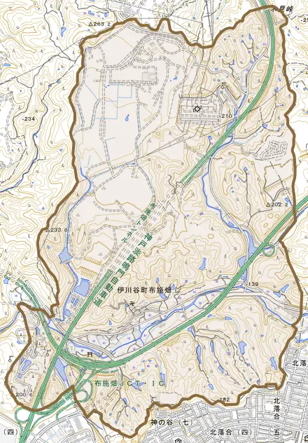 伊川谷町布施畑とその周辺の地図。町の範囲を重ねている