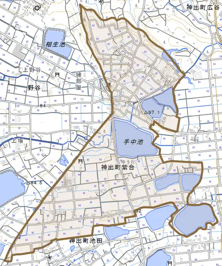神出町紫合とその周辺の地図。町の範囲を重ねている