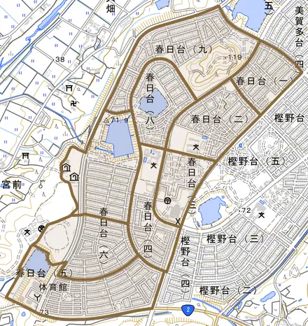 春日台とその周辺の地図。町の範囲を重ねている