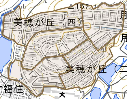 美穂が丘とその周辺の地図。町の範囲を重ねている