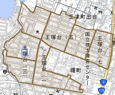 王塚台とその周辺の地図。町の範囲を重ねている