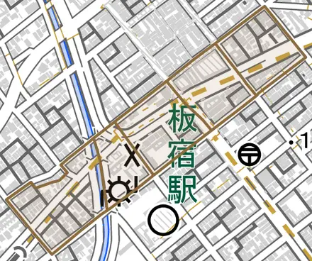平田町とその周辺の地図。町の範囲を重ねている