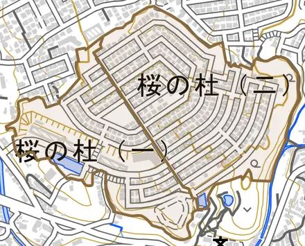 桜の杜とその周辺の地図。町の範囲を重ねている