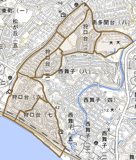 狩口台とその周辺の地図。町の範囲を重ねている