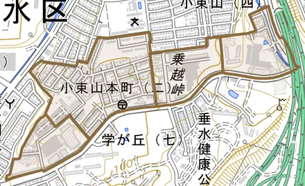小束山本町とその周辺の地図。町の範囲を重ねている