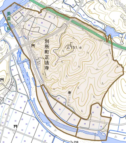 別所町正法寺とその周辺の地図。町の範囲を重ねている